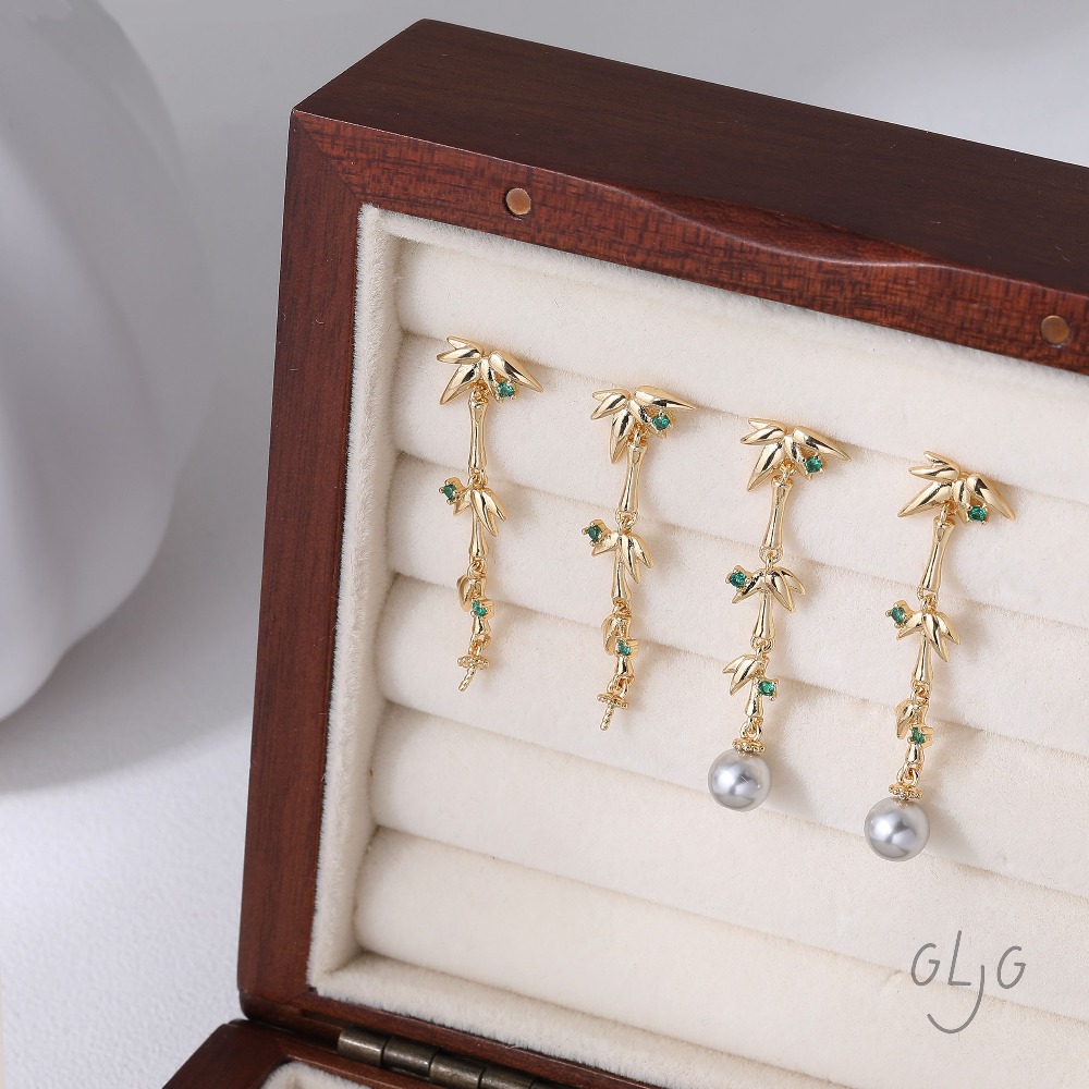 2PCS Bamboo Design Ear Studs B - Jewelry Making Earring Supplies reseña y precio