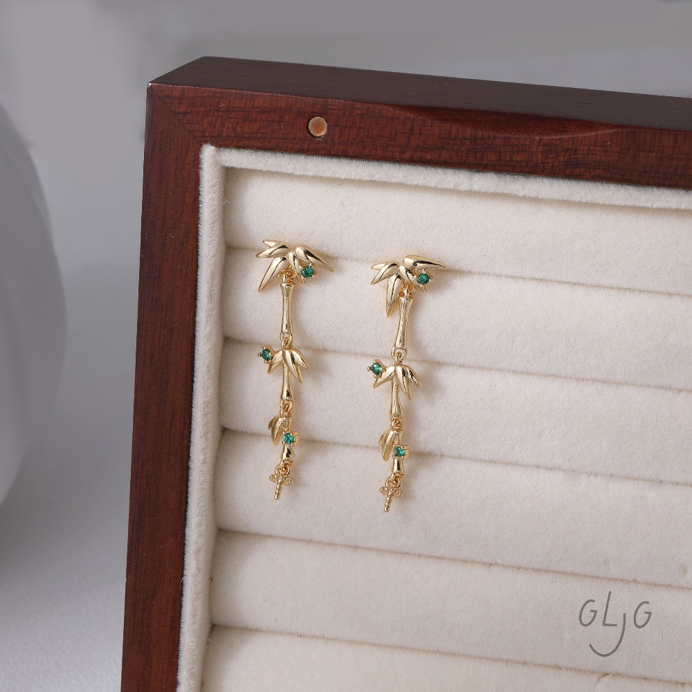2PCS Bamboo Design Ear Studs B - Jewelry Making Earring Supplies reseña y precio