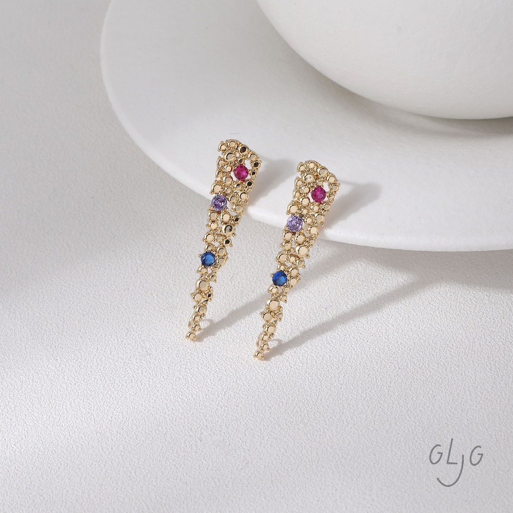 2PCS  CZ Paved Design Ear Stud - Jewelry Making Earring Supplies reseña y precio