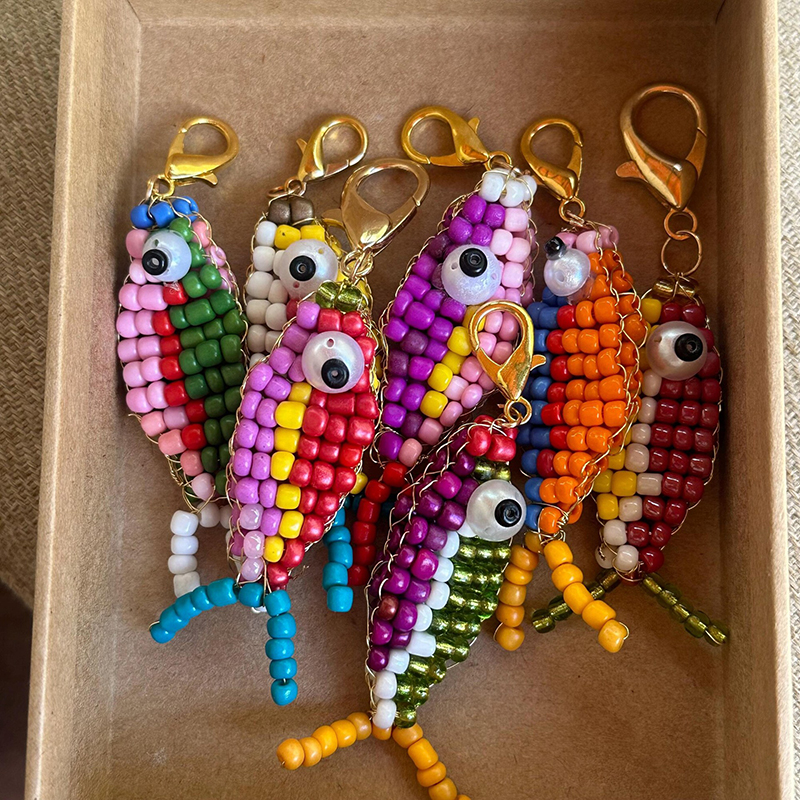 10pcs Colorful Bead Small Fish - Jewelry Making With Beads reseña y precio